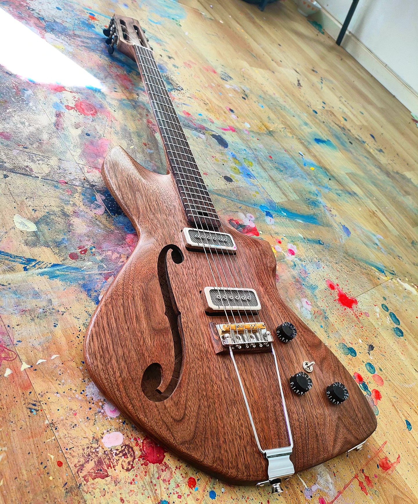 Offset, photo 1